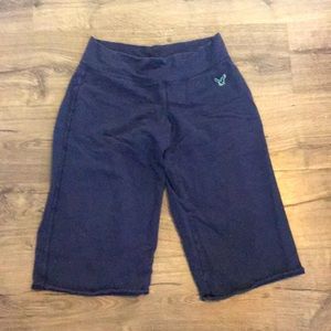 American Eagle Capri size medium